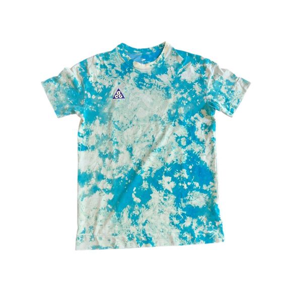 Nike ACG Bleached Tee - Picture 2 of 4